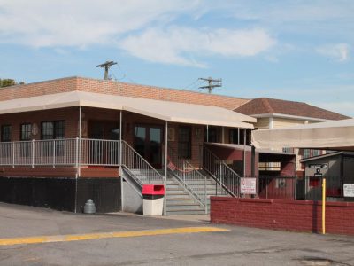 Tony's Pier Restaurant outside view